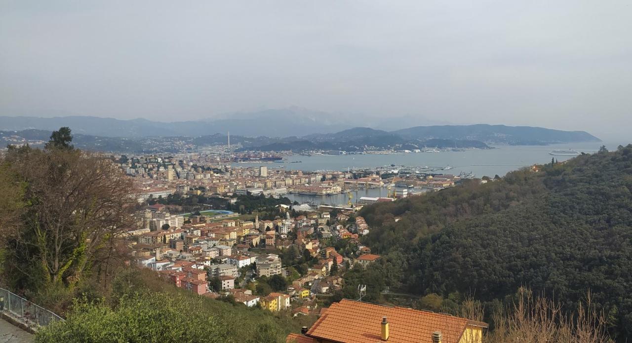 Agriturismo La Pietra 1 E La Pietra 2 La Spezia Eksteriør billede