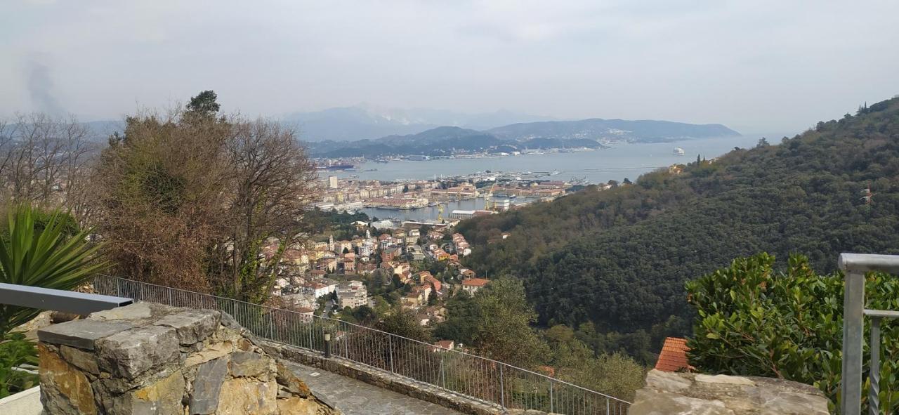Agriturismo La Pietra 1 E La Pietra 2 La Spezia Eksteriør billede