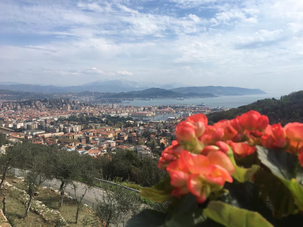 Agriturismo La Pietra 1 E La Pietra 2 La Spezia Eksteriør billede
